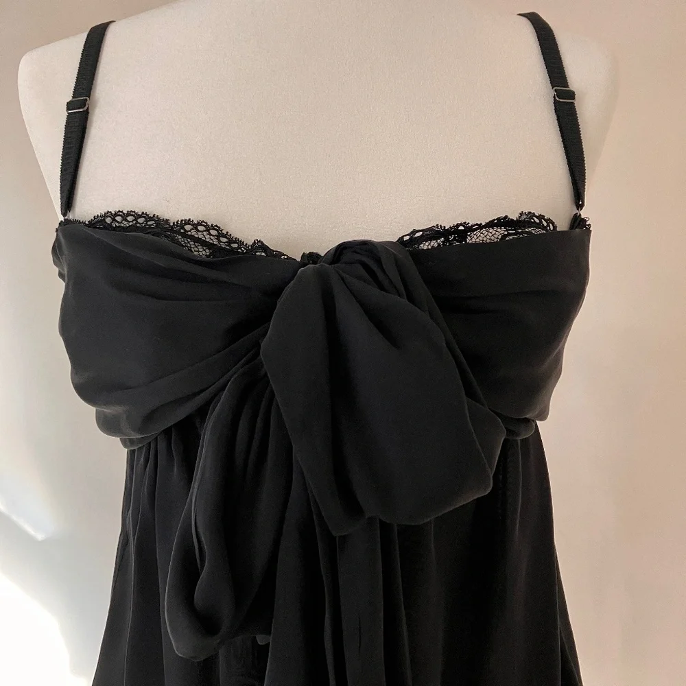 NWT D&G SILKY BOW TOP - Picture 1 of 14